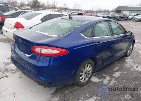 2016 Ford Fusion S z USA, uszkodzony, nr VIN 3FA6P0G71GR113111
